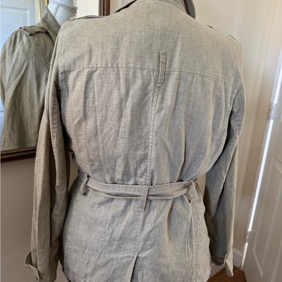 Old Navy Women's Beige Trench Coat - Picture 4 of 10